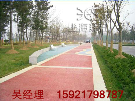 透水性混凝土.jpg 透水性混凝土.jpg