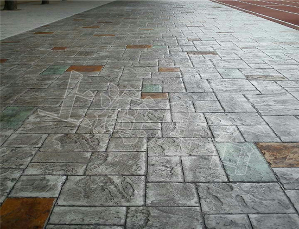 山西大同學(xué)校路面.jpg 山西大同學(xué)校路面.jpg