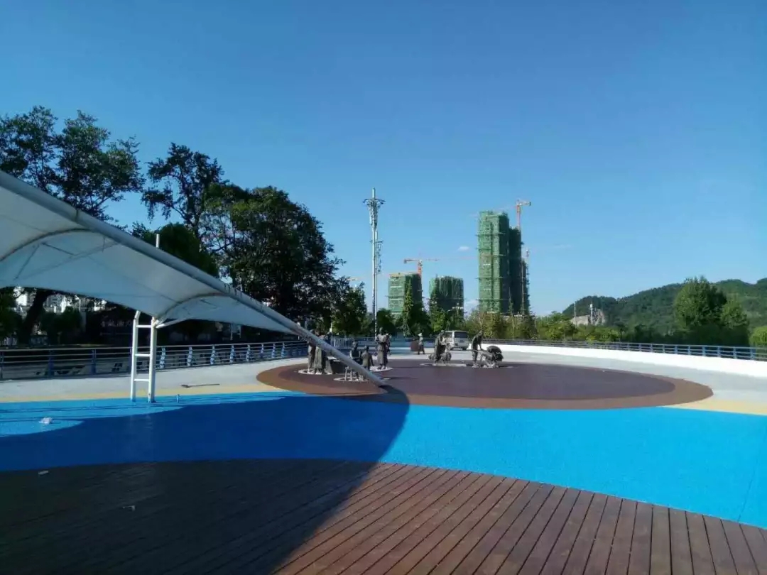 8.webp.jpg 8.webp.jpg