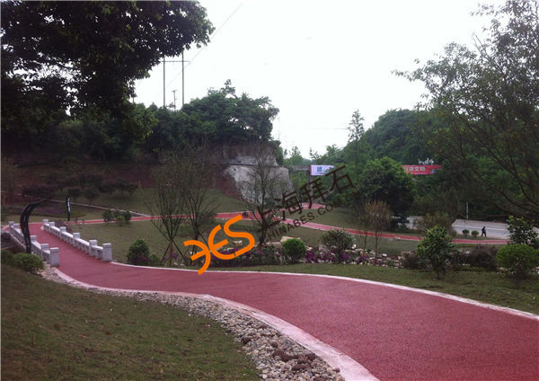 t透水路面.jpg 透水路面.jpg