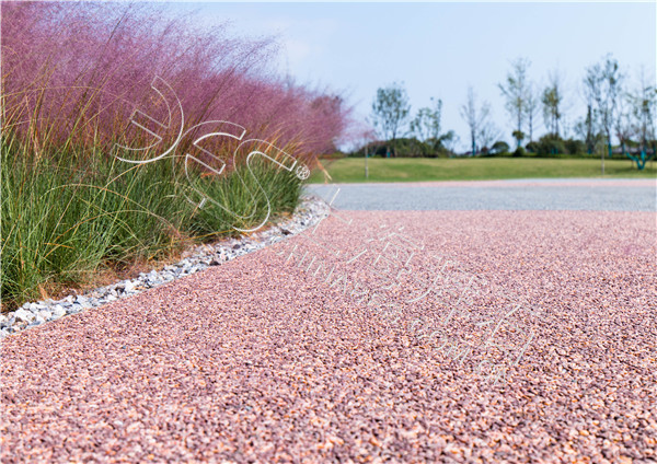 膠粘石地坪.jpg 膠粘石地坪.jpg