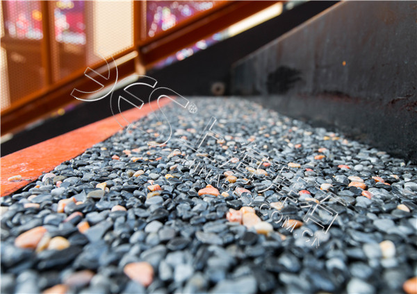 透水膠粘石路面