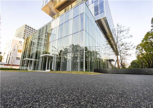 透水膠粘石路面