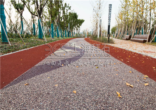露骨料透水路面 露骨料透水路面