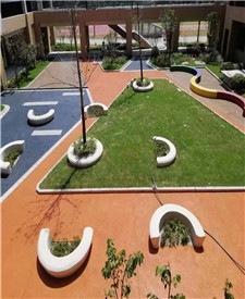 浙江杭州東湖高級中學透水混凝土項目 浙江杭州東湖高級中學透水混凝土項目